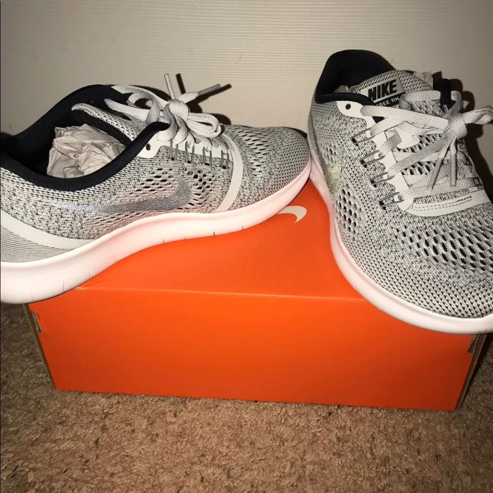 Nike FREE RUN